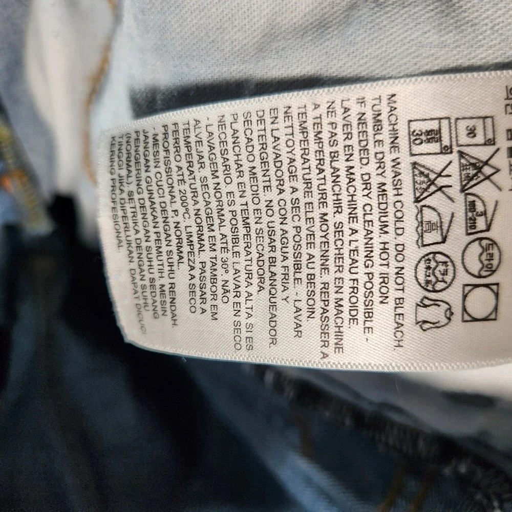 Levi's 560 Jeans‎ Men's 41X30 (Tag 42X30) Blue Light Wash Comfort Tapered